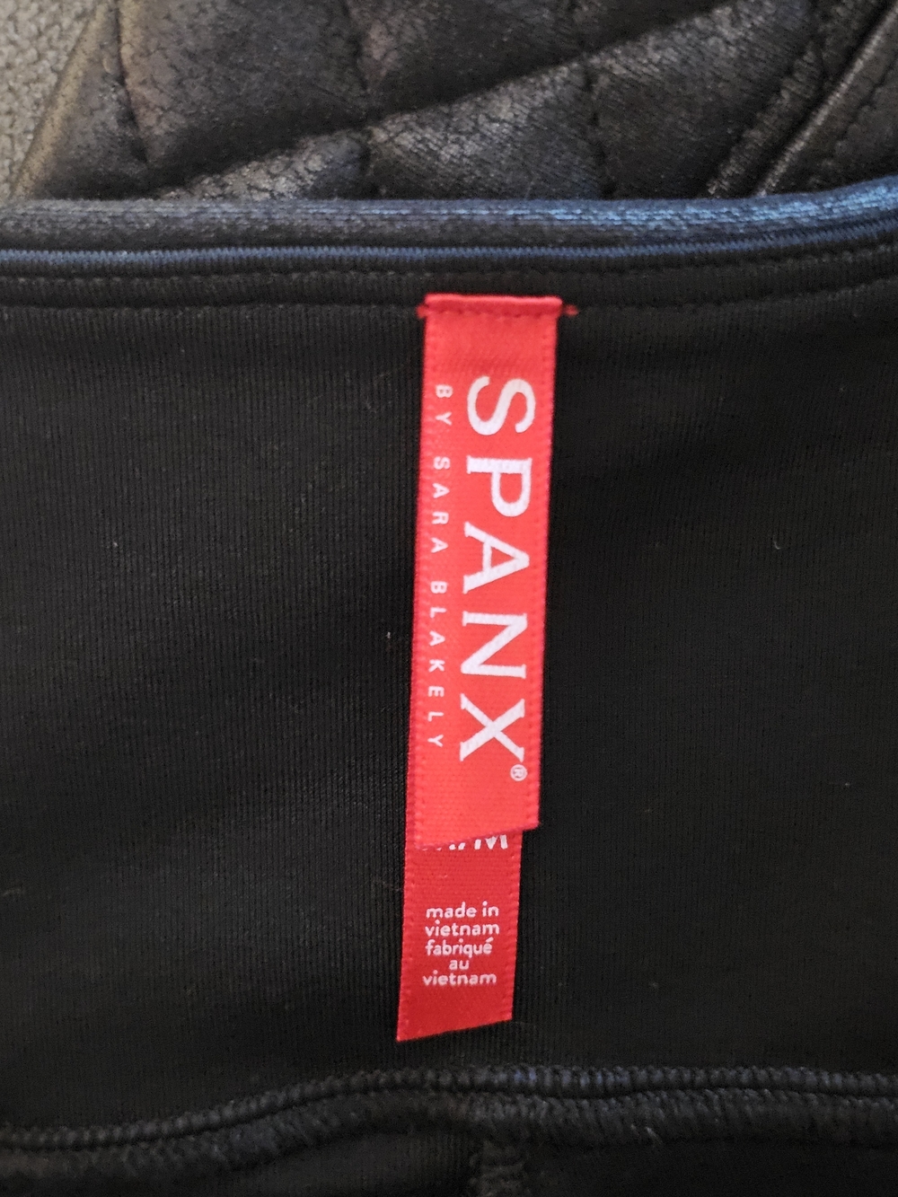 Spanx Quilted Faux Leather Shiny Black Moto Womens Leggings Size M - Picture 3 of 8